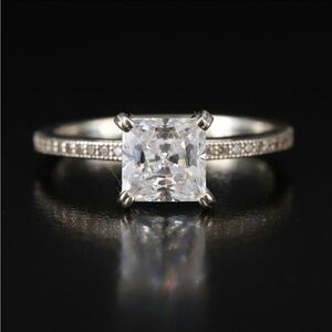 NEW sterling silver and cubic zirconia princess cut ring size 10